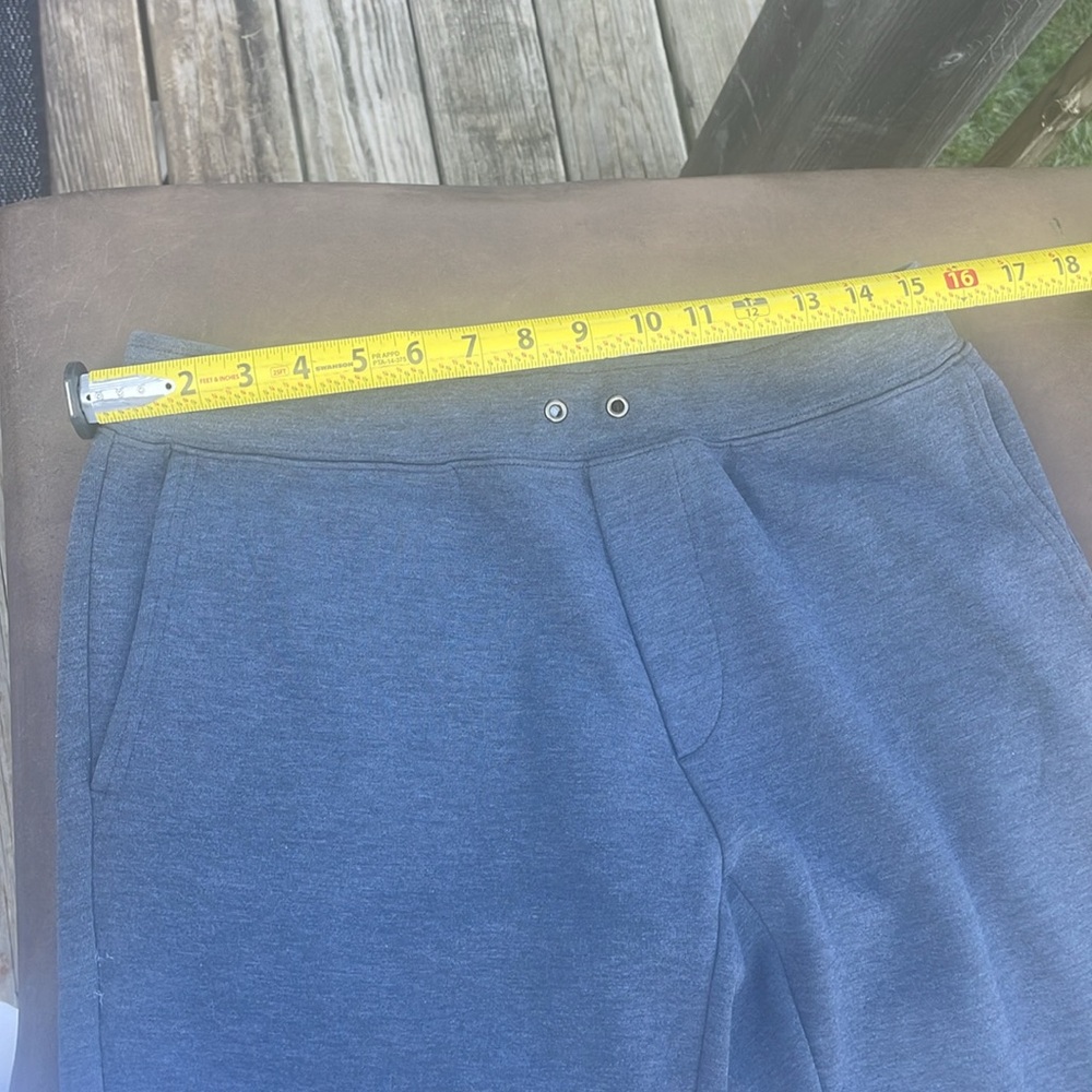 Polo Ralph Lauren size medium men’s sweatpants, gray, non-smoking home. - Picture 7 of 9